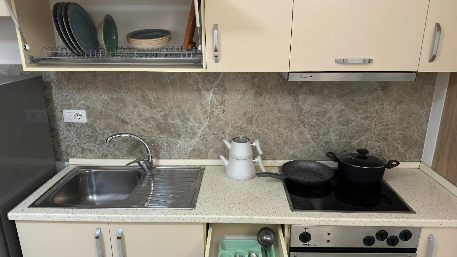 The Cozy Nest - Fully Loaded Apt Τίρανα Αλβανία